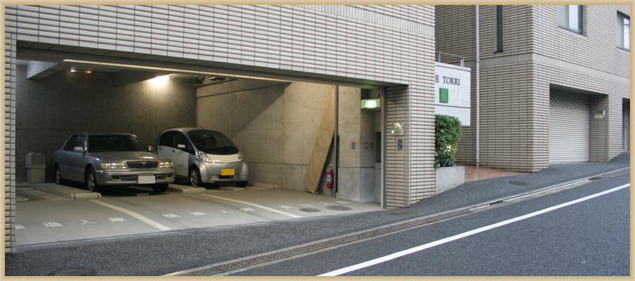 三菱デボネア（S26A） 三菱i-Miev